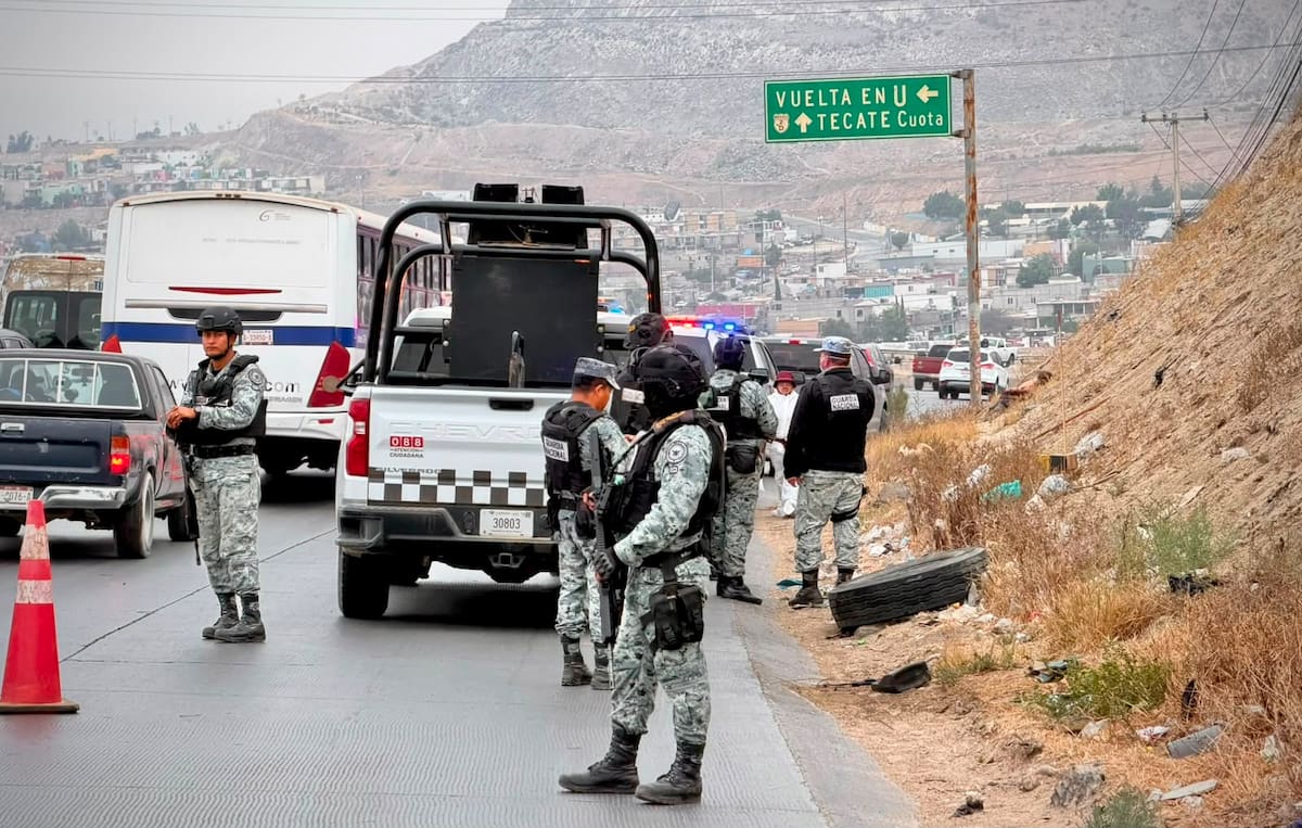La víctima fue encontrada maniatada en un área de cerro a la altura del fraccionamiento El Laurel, en la delegación Presa Rural. Foto: Border Zoom