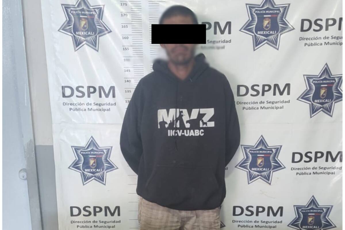 Cae presunto ladrón tras asaltar Oxxo en Venustiano Carranza