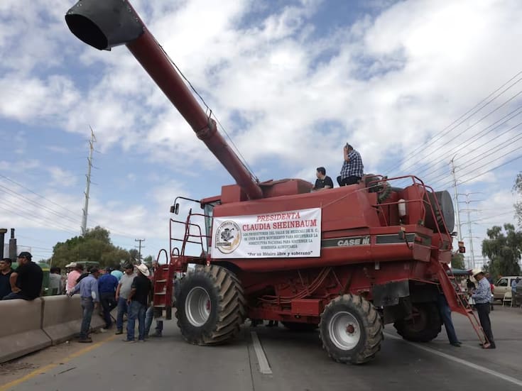 Agricultores retoman paro frente a Conagua
