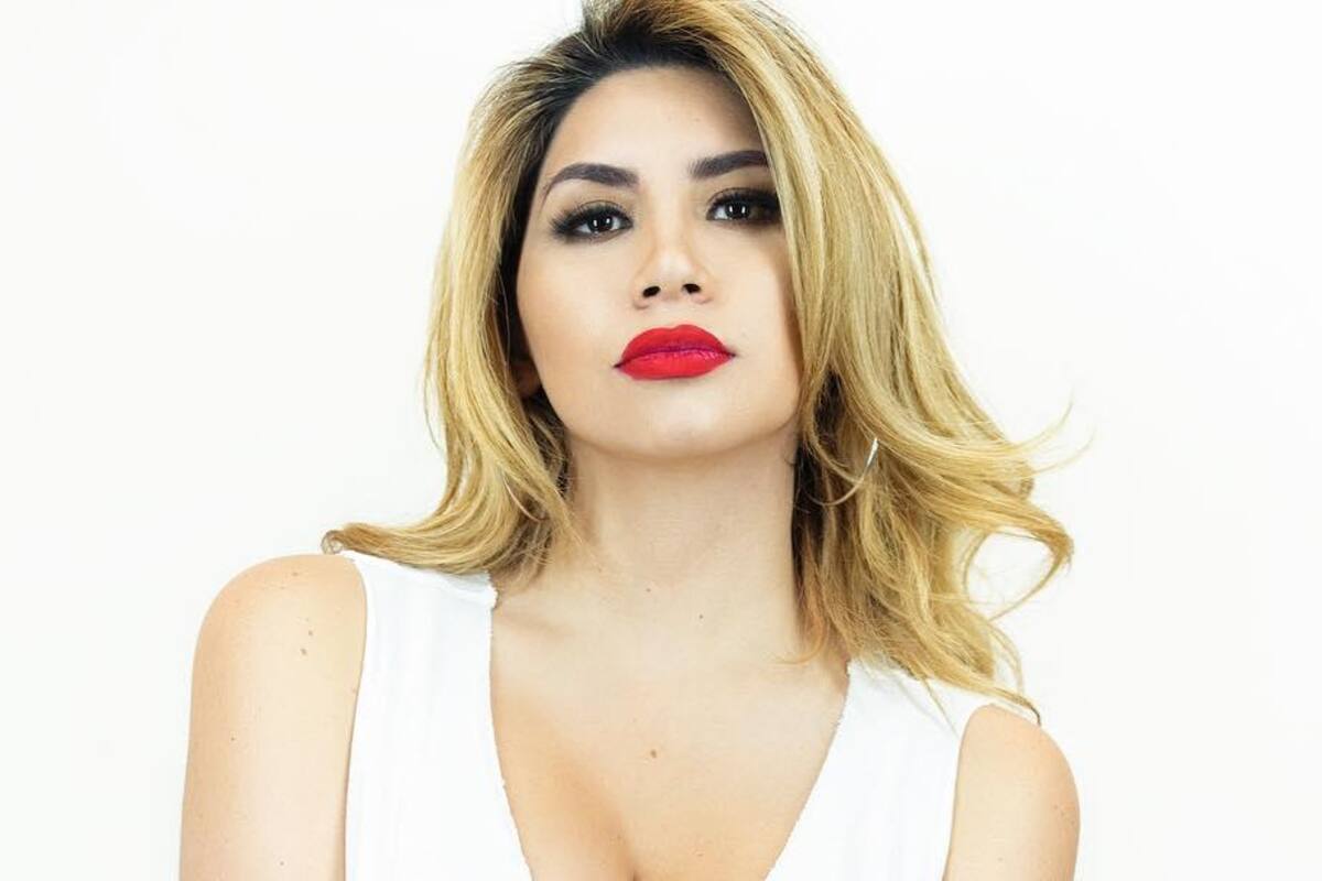 La Bebeshita “paraliza” las redes en bikini amarillo