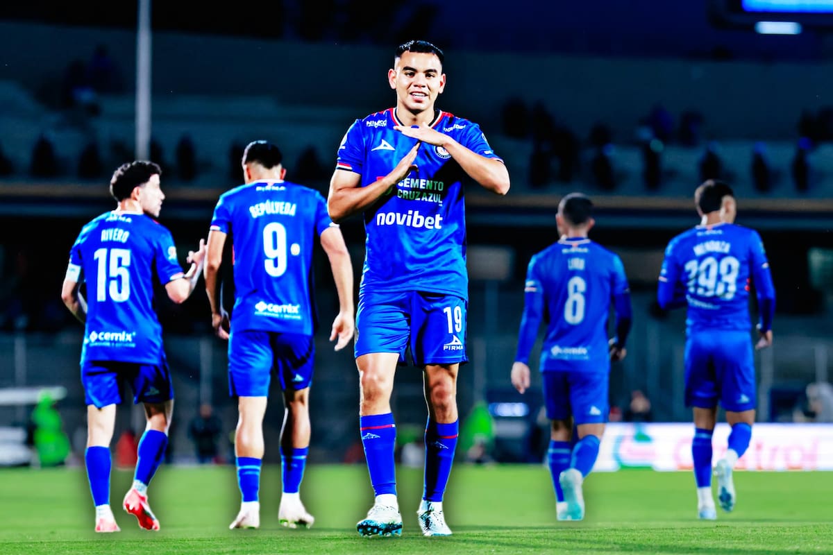 Cruz Azul le gana a Santos en el Olímpico Universitario