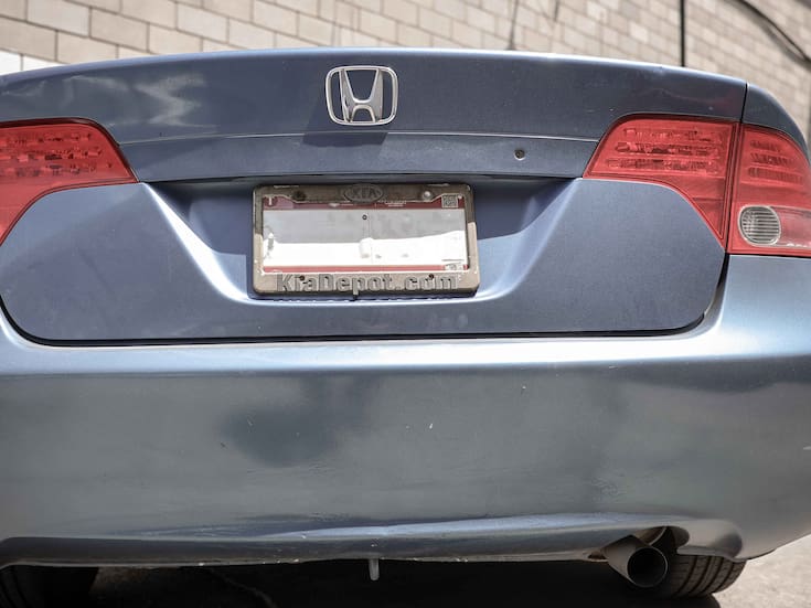 Aún falta regularizar placas de 30% del parque vehicular en BC