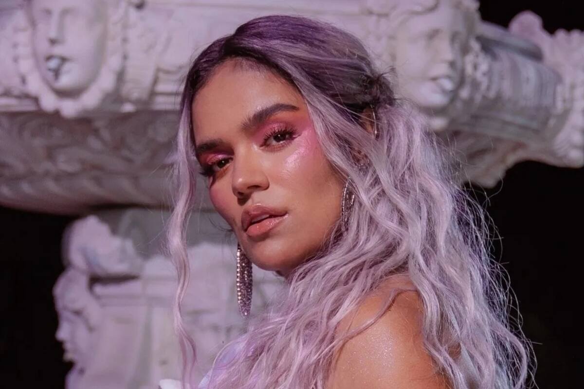 Karol G publica mensaje en su redes tras sufrir aterrizaje de emergencia en Los Ángeles