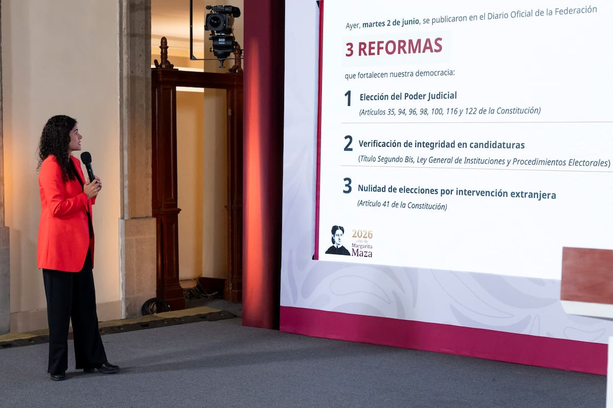 La consejera jurídica, Luisa María Alcalde Luján, en la Conferencia del Pueblo de este miércoles, 3 de junio del 2026. | Crédito: Presidencia