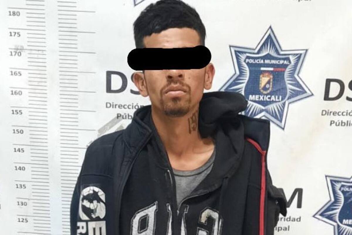 Arrestan a sujeto por robo de vehículo en la colonia El Vidrio