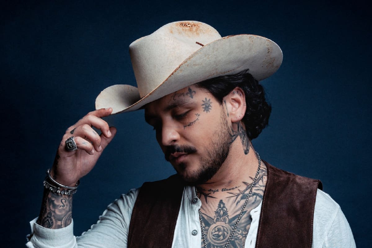 Christian Nodal revela su secreto para que no se le suba la fama