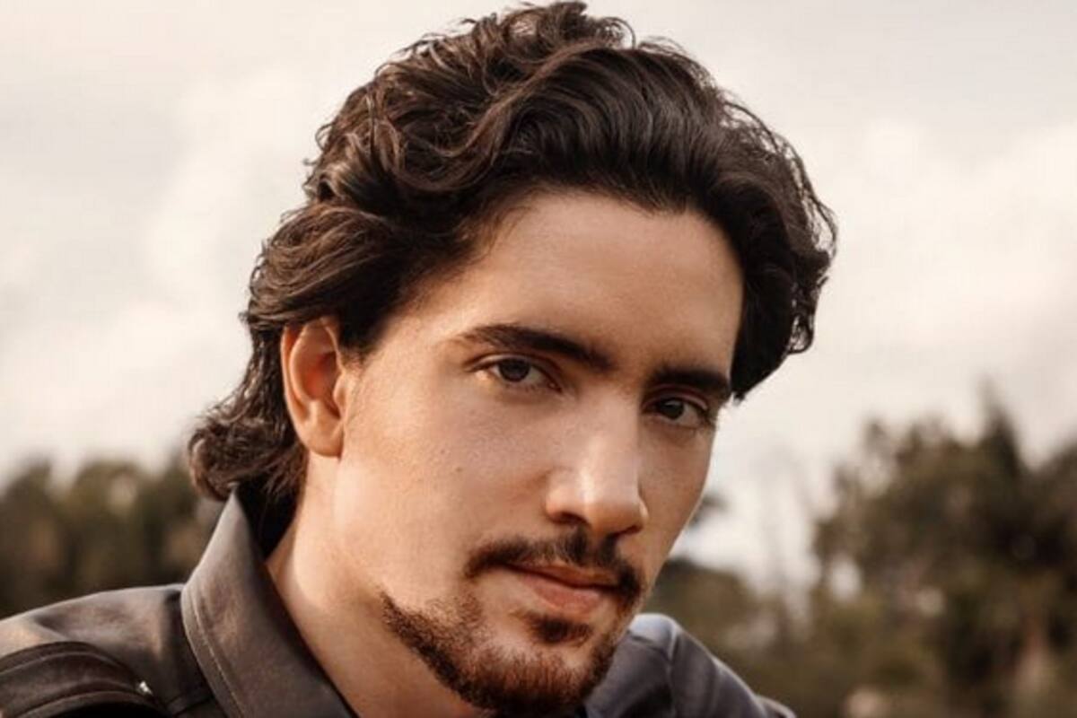 Alex Fernández se da la mano con Joe Biden y lleva el mariachi a la Cumbre de las Américas