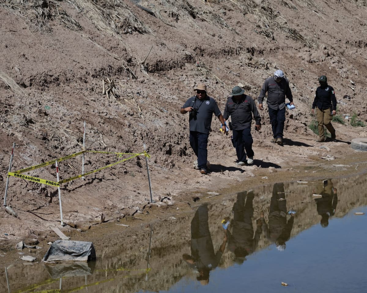 Un cráneo humano fue localizado al interior de un dren en la zona oriente de la ciudad. Anteriormente en esta zona se han localizado restos óseos y cuerpos sin vida, por lo que es un punto de interés para autoridades y colectivos de búsqueda. (Foto: Javier Gallegos)