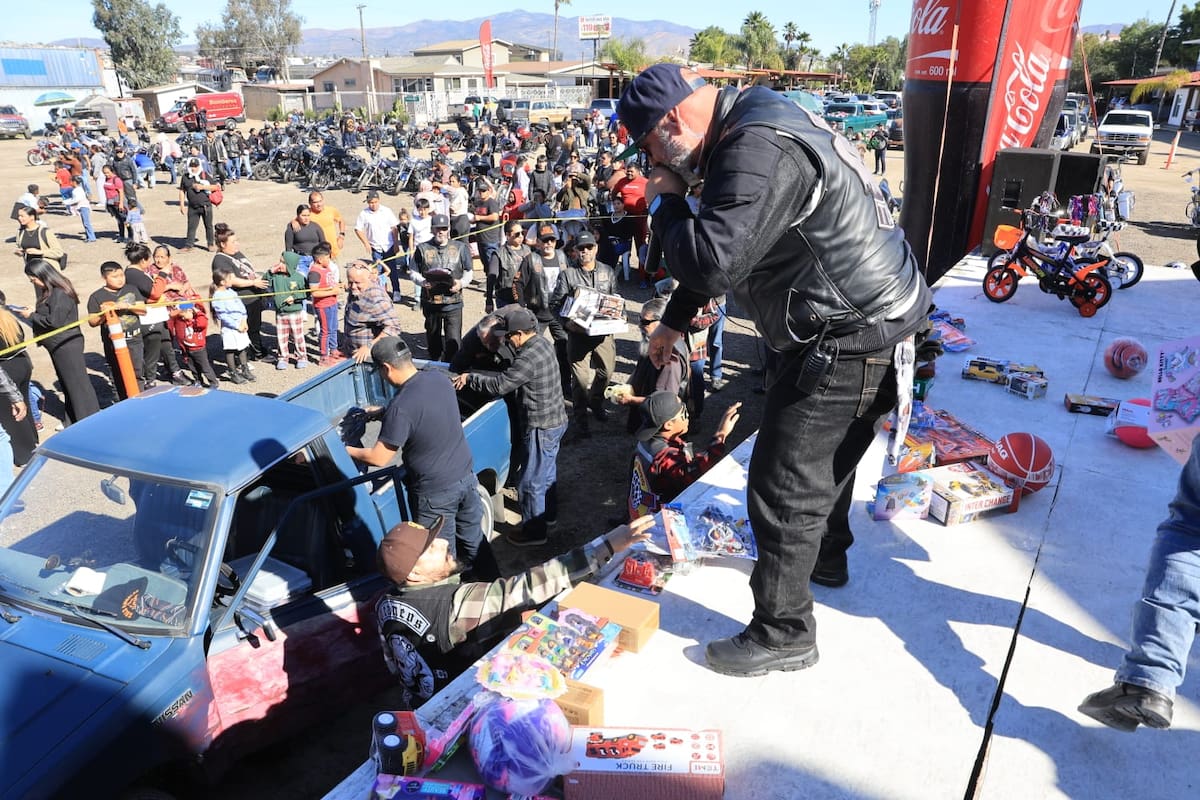 Más de 500 motociclistas de la región participaron en el MoTOYcycle 2026 para entregar juguetes a niños vulnerables de Tijuana. Foto: Sergio Ortiz