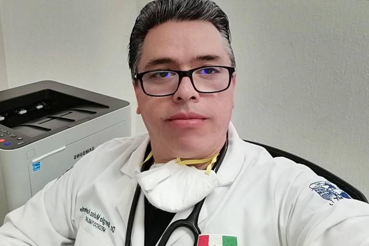 "Montaña rusa" de emociones en primera línea de atención ante Covid-19 vive el médico Sergio Muñoz