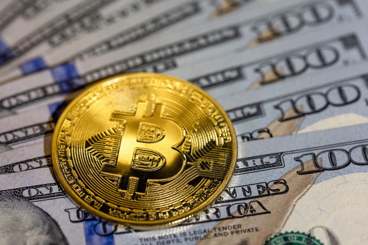 Donald Trump da el primer paso para reducir barreras regulatorias para criptomonedas