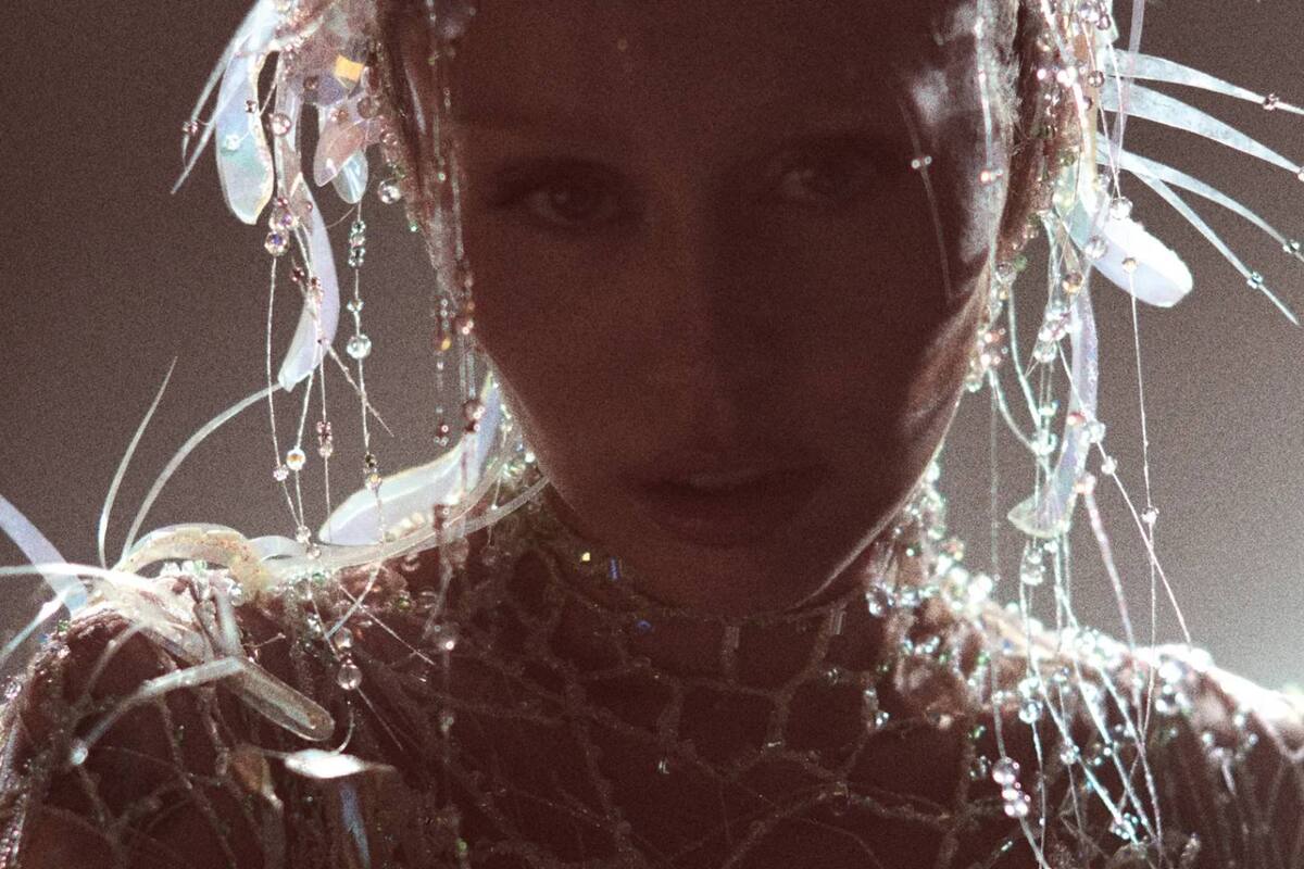 Miley Cyrus revela nuevos detalles de ‘Something Beautiful’: “Es mi álbum más gay”