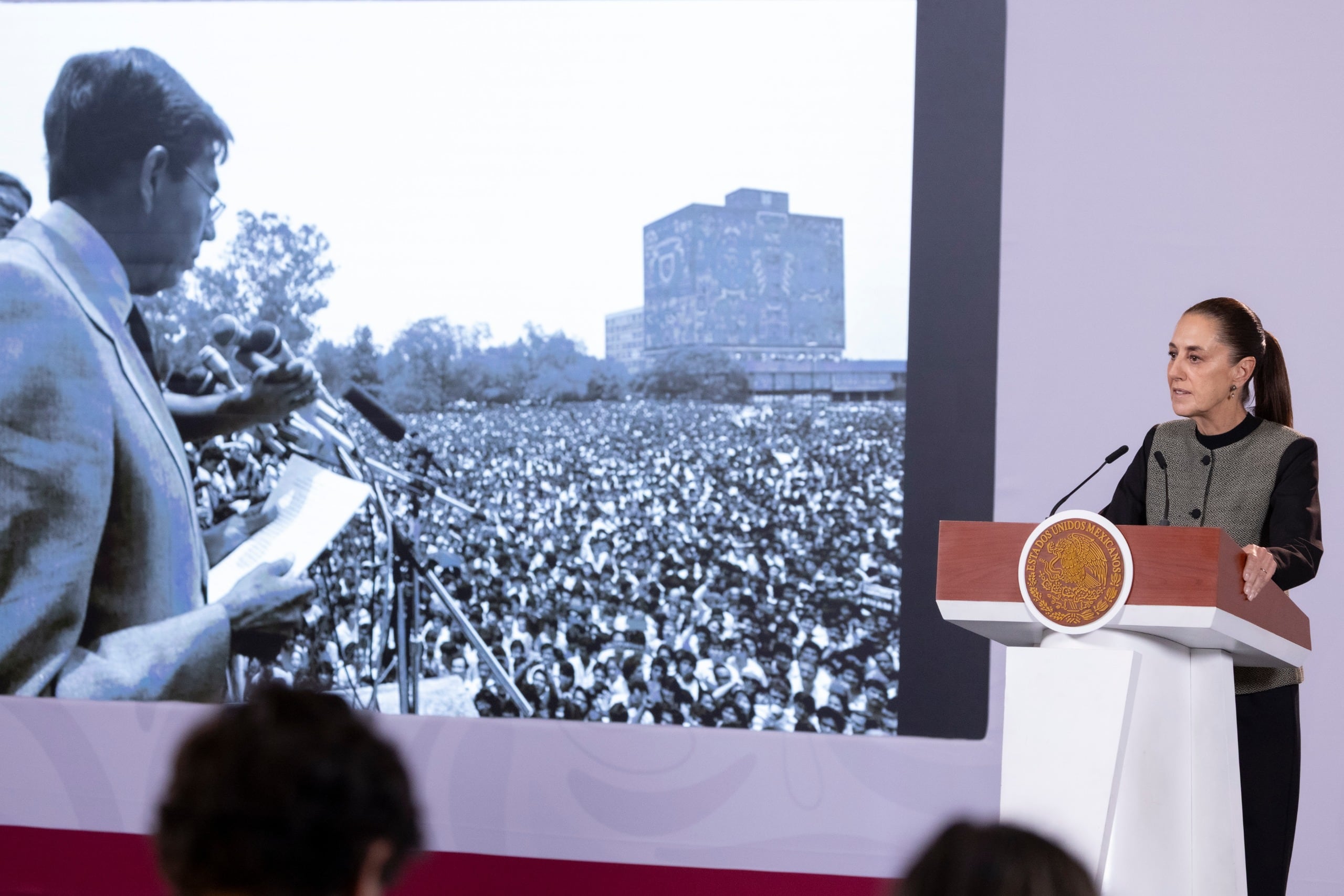 Realiza Sheinbaum homenaje a Cuauhtémoc Cárdenas en “mañanera”