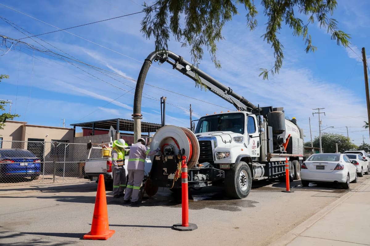 Gobernadora Marina del Pilar invita a aprovechar descuentos en el pago anual del agua potable