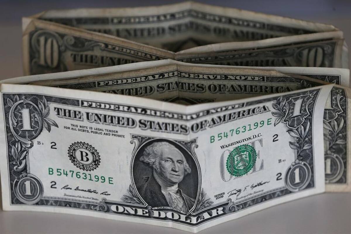 Peso mexicano cierra en 19.95 por dólar ante menor percepción de riesgo