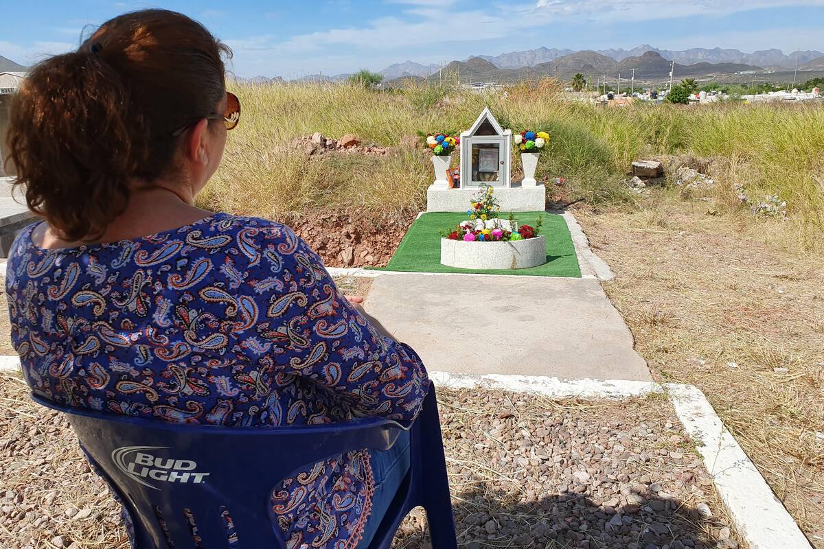 Cambian de lugar la tumba del "Güerito"