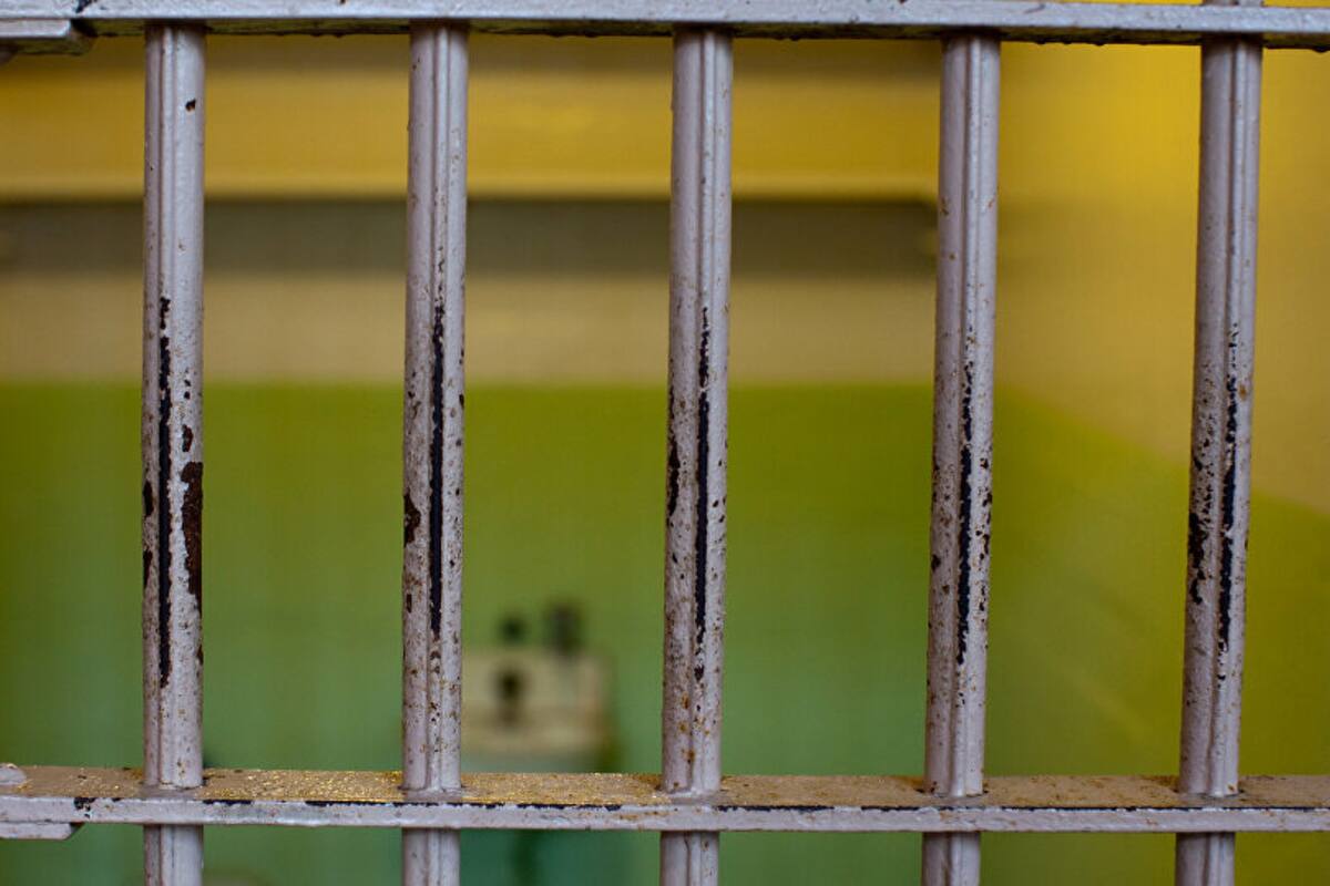 Sentencian a madre y abuela de dos menores por violación y abuso sexual