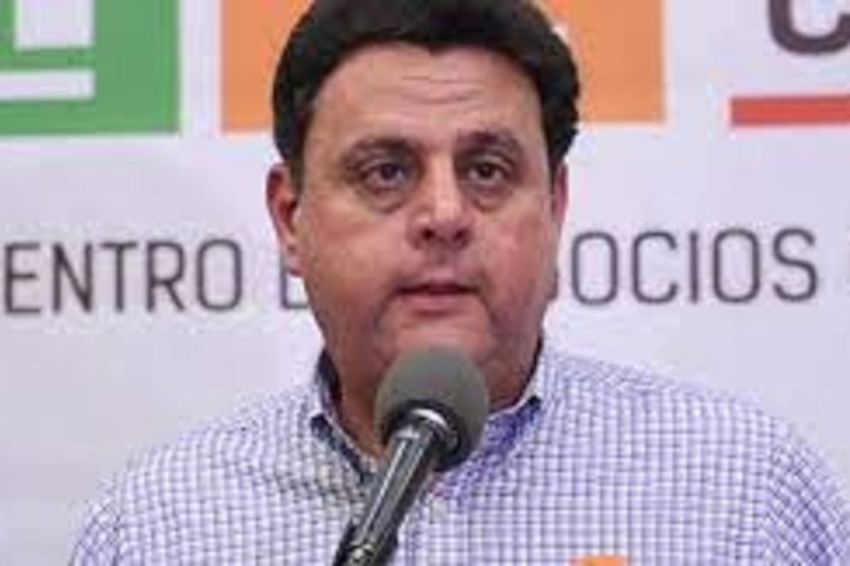 Muere Leonardo Ciscomani, subsecretario de Desarrollo, tras desplome de avioneta