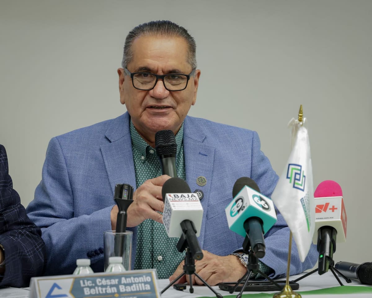El presidente del Consejo Coordinador Empresarial (CCE) en Mexicali, Octavio Sandoval López, señaló que el problema no se encuentra en la generación de energía, sino en la infraestructura de transformación y distribución.│Foto: Javier Gallegos