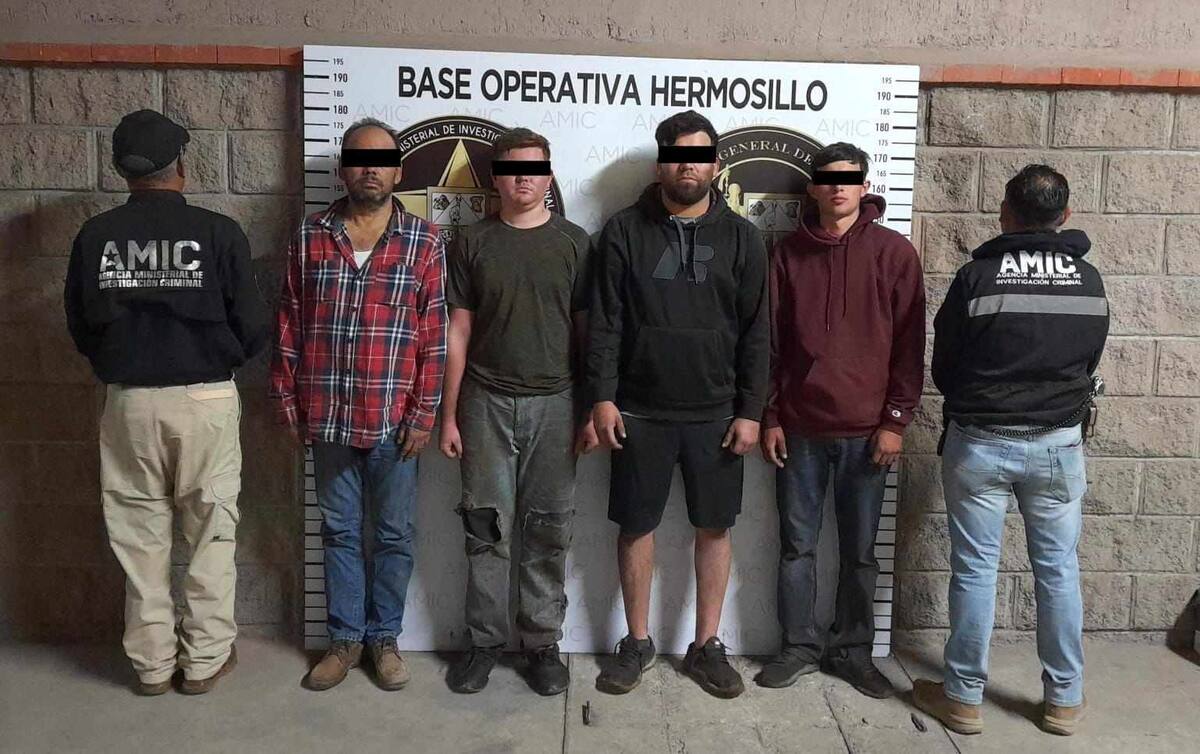 Cateo en Sonora lleva a la detención de cuatro personas por huachicoleo. FOTO: FGJES