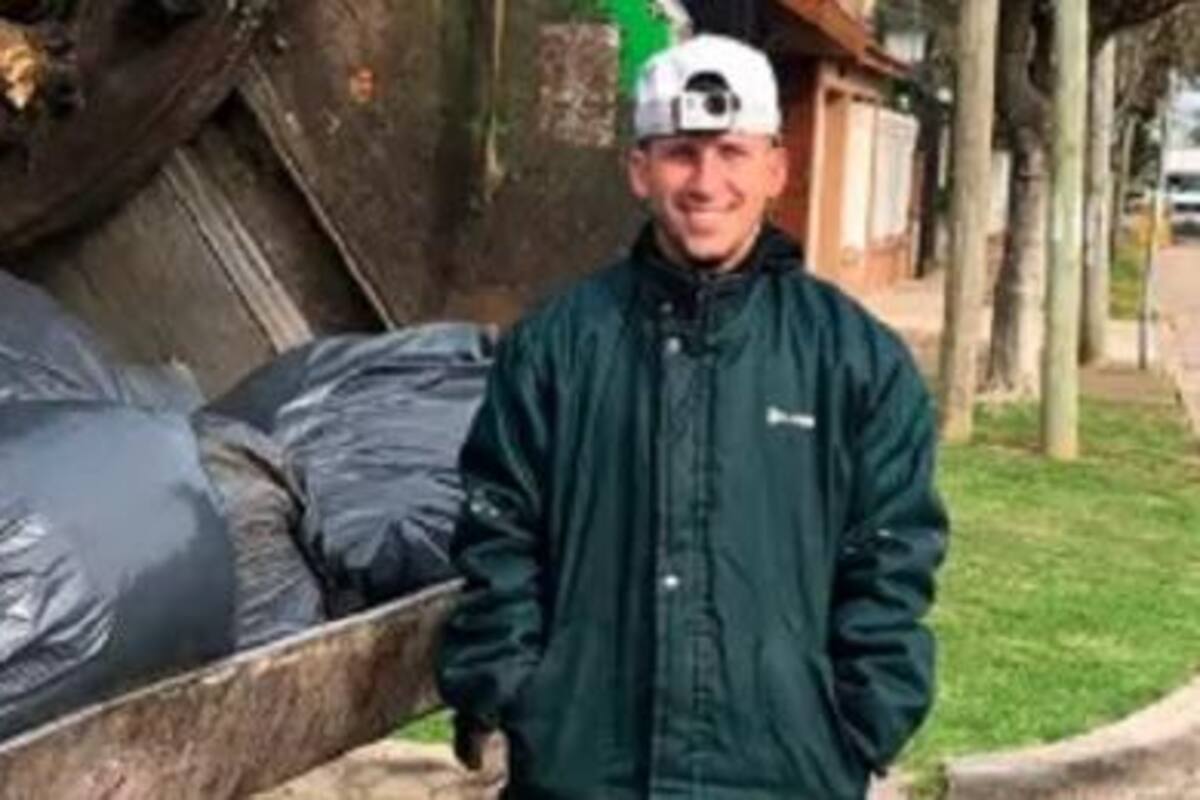 Viral: Recolector de basura realiza sección de modas en su canal de YouTube