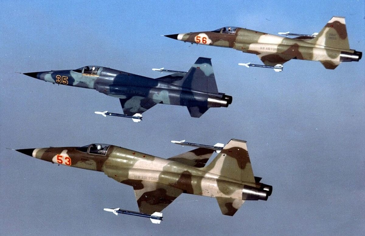 ILUSTRATIVA. Tres F-5E de un escuadrón de agresores de la USAF en formación. | Crédito: Wikipedia