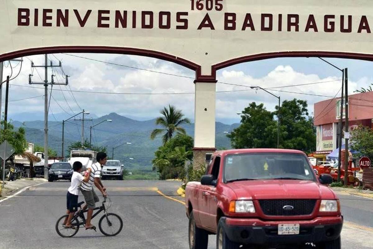 AMLO llega a Badiraguato, lugar de nacimiento de Joaquín “El Chapo” Guzmán