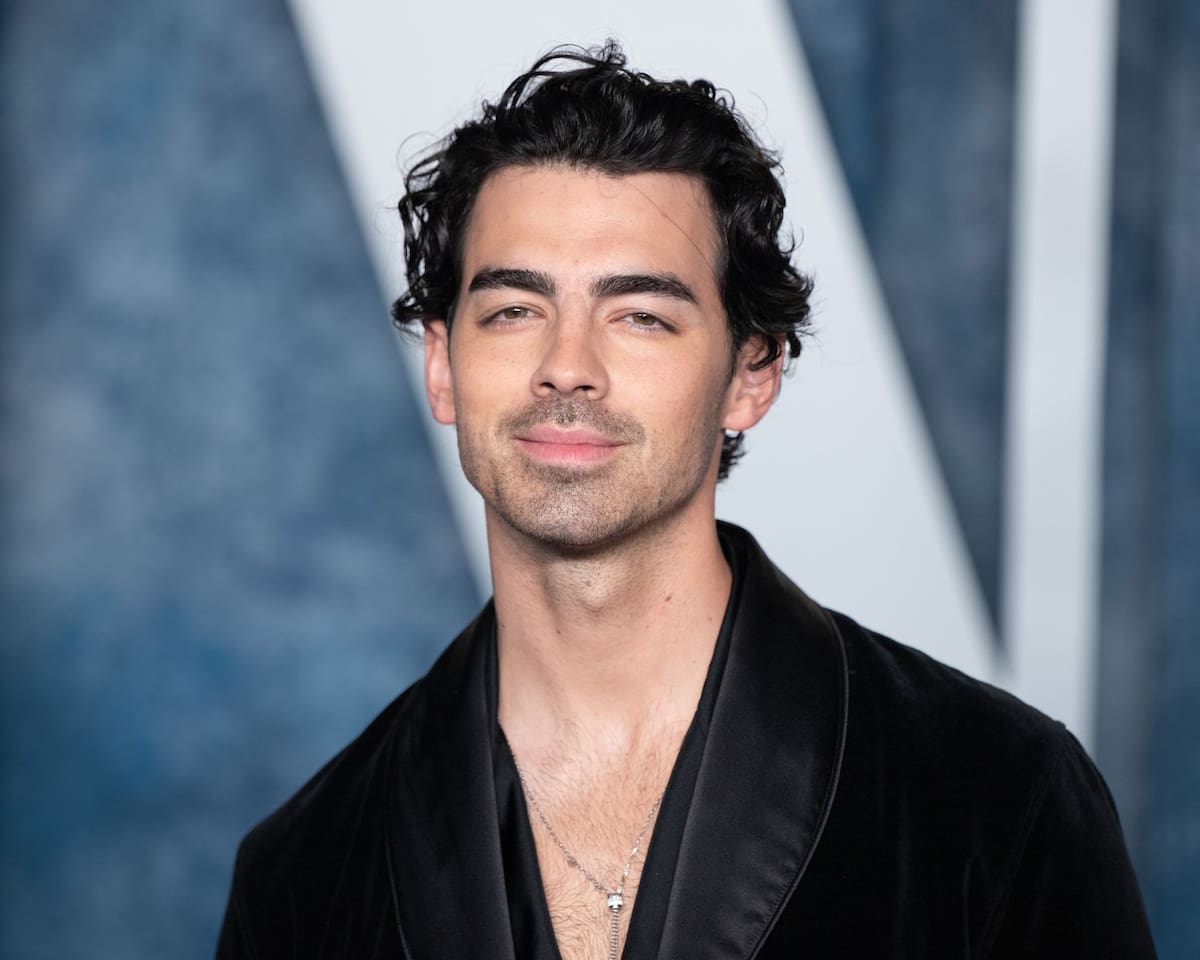 Joe Jonas.
