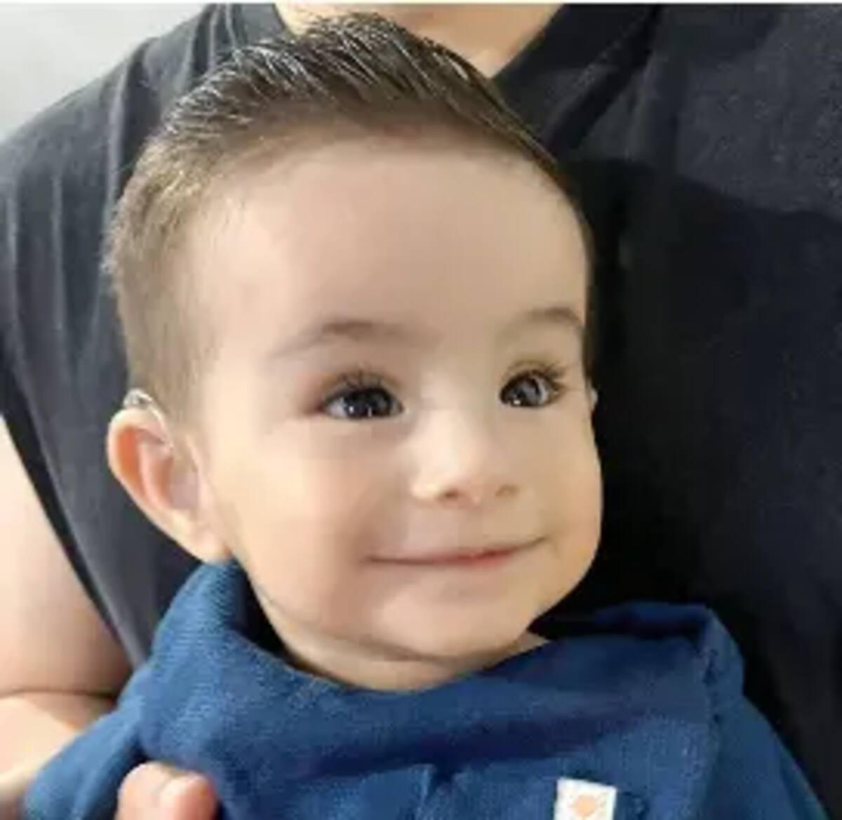 El pequeño Luca Gabriel Álvarez Barrios podrá escuchar luego de una cirugía, pero su familia necesita fondos para realizarla.