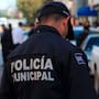 Vecinos de Tepeaca denuncian que policías desaparecen en horarios críticos mientras camiones de gas LP robado circulan y una bodega estalla consumiendo 40 mil litros