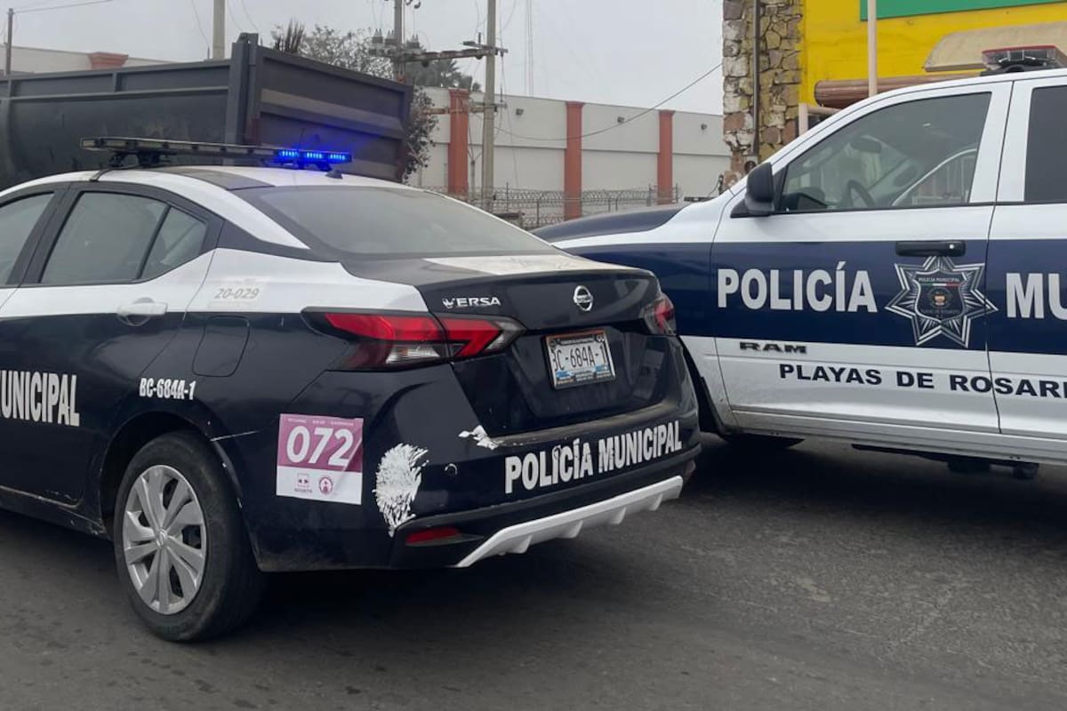 Asaltan dos comercios en Rosarito