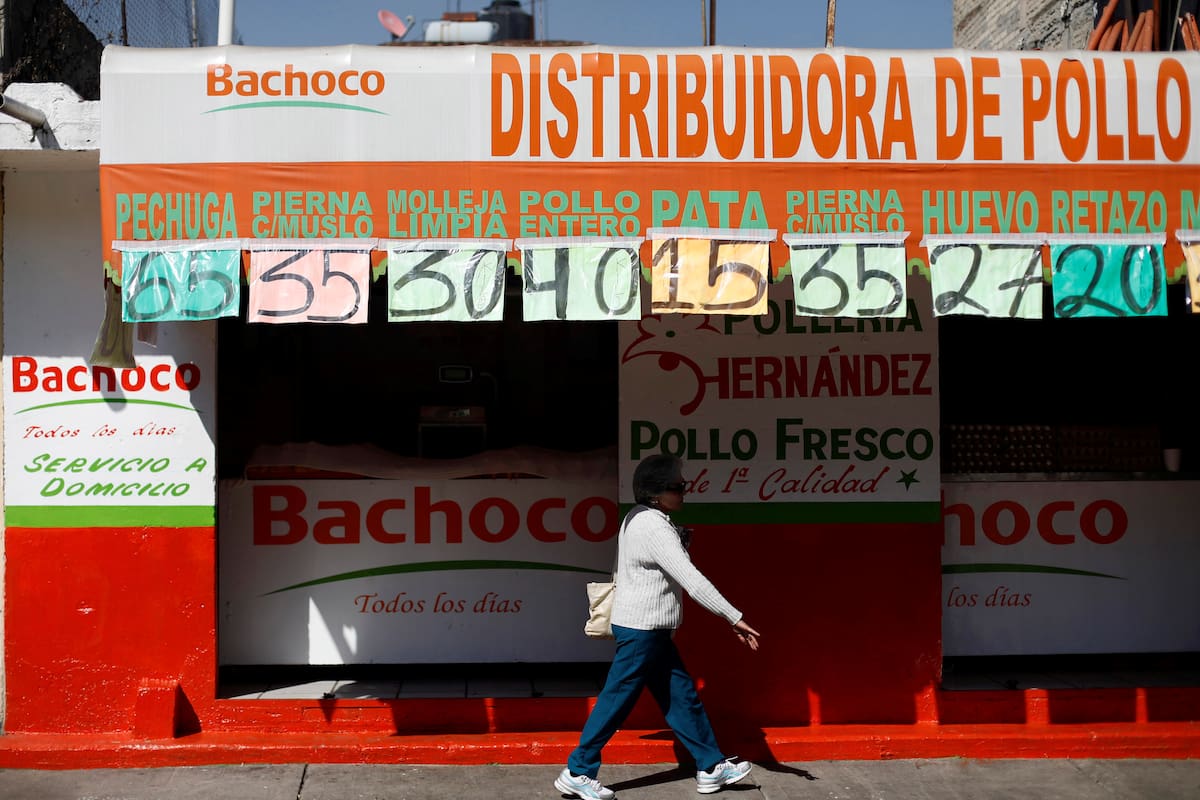 FOTO DE ARCHIVO.  Una tienda distribuidora de la marca Bachoco, productor avícola, en Ciudad de México, México. 16 de noviembre de 2017. REUTERS/Edgard Garrido