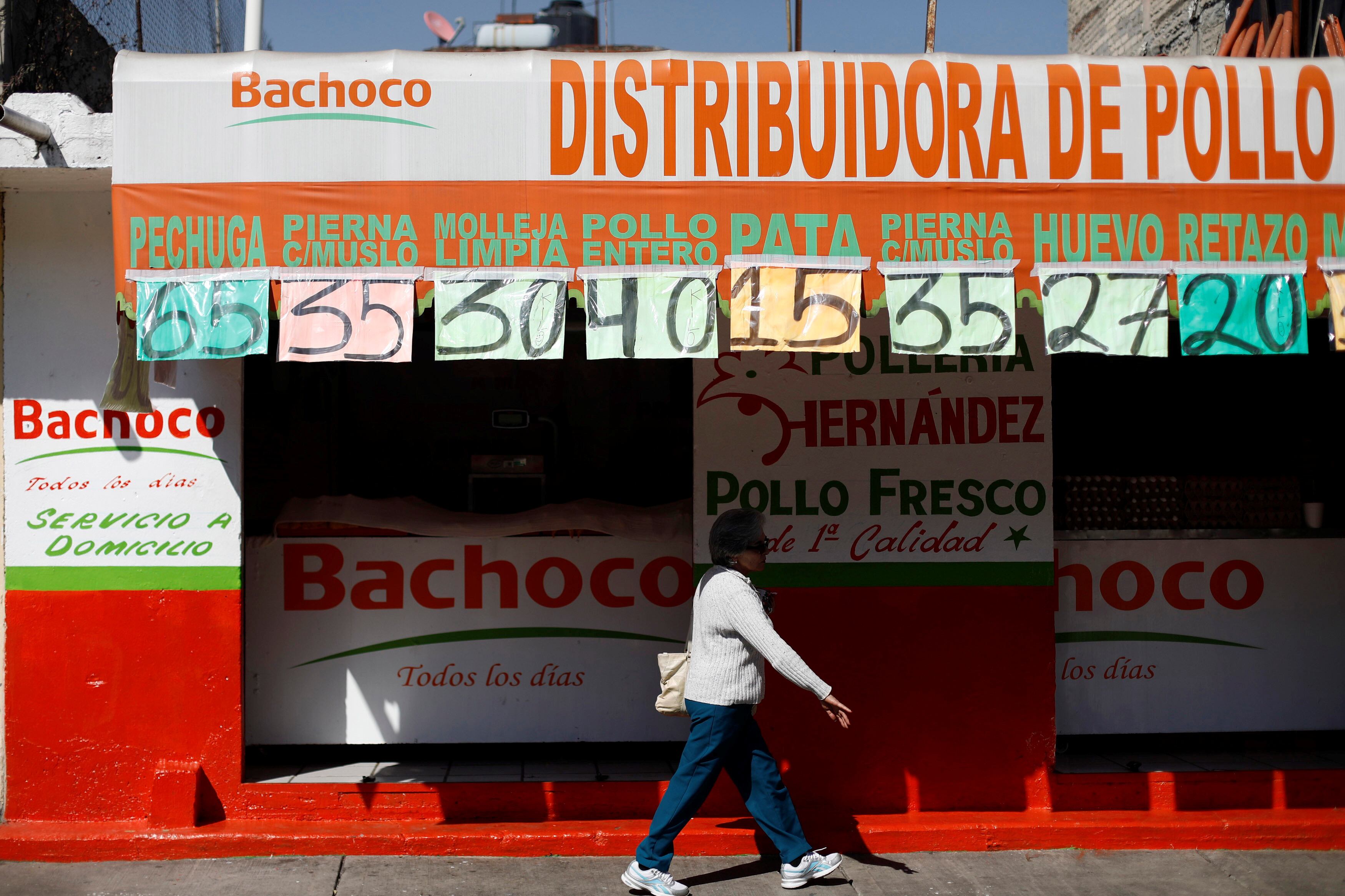 FOTO DE ARCHIVO. Una tienda distribuidora de la marca Bachoco, productor avícola, en Ciudad de México, México. 16 de noviembre de 2017. REUTERS/Edgard Garrido