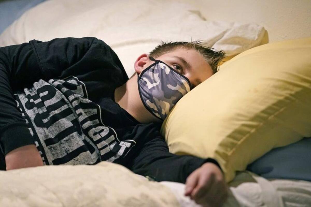 ¡Temió lo peor! Niño enferma de Covid-19 y sus órganos se hinchan