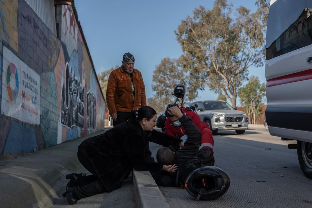 El percance ocurrió en dirección a la Zona Centro y movilizó a cuerpos de emergencia. Foto: Border Zoom