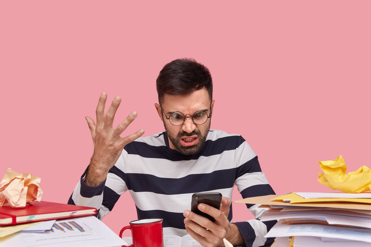 3 hábitos que pueden estar arruinando tus finanzas