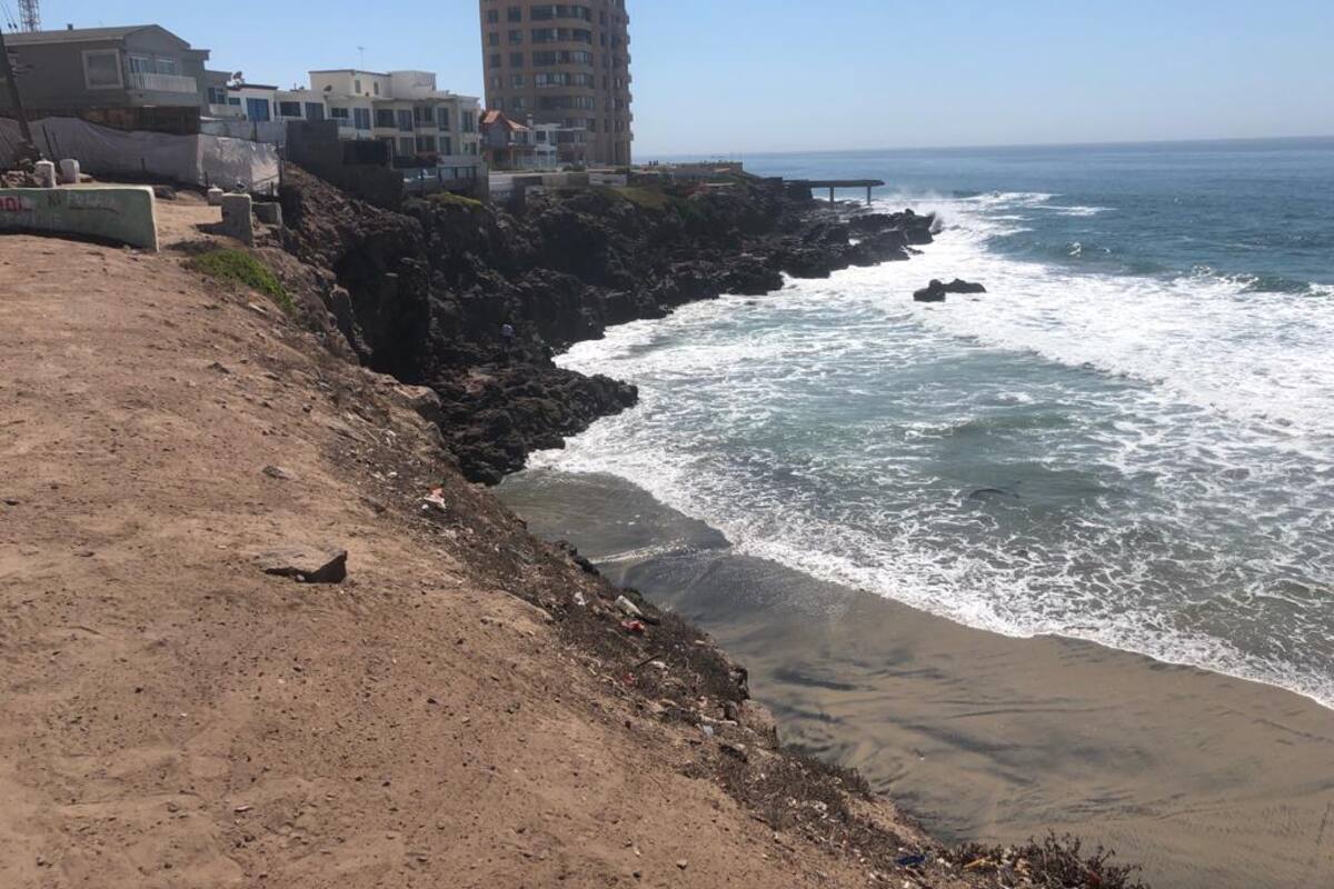El cuerpo de Samuel espera a ser sepultado en Rosarito