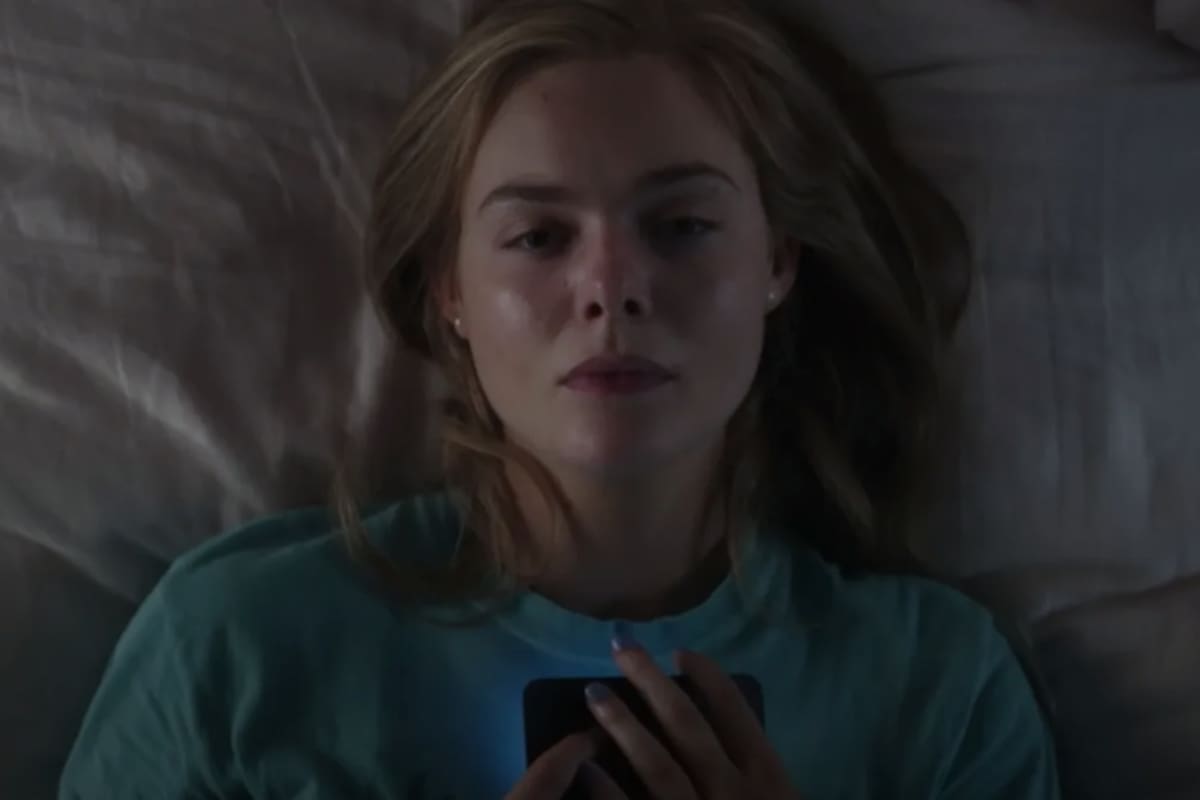 Precariedad millenial y cómo una madre soltera recurre al OnlyFans para sobrevivir y mantener a su bebé: “Margo tiene problemas de dinero”, la gran apuesta de Apple TV+ con Elle Fanning y A24