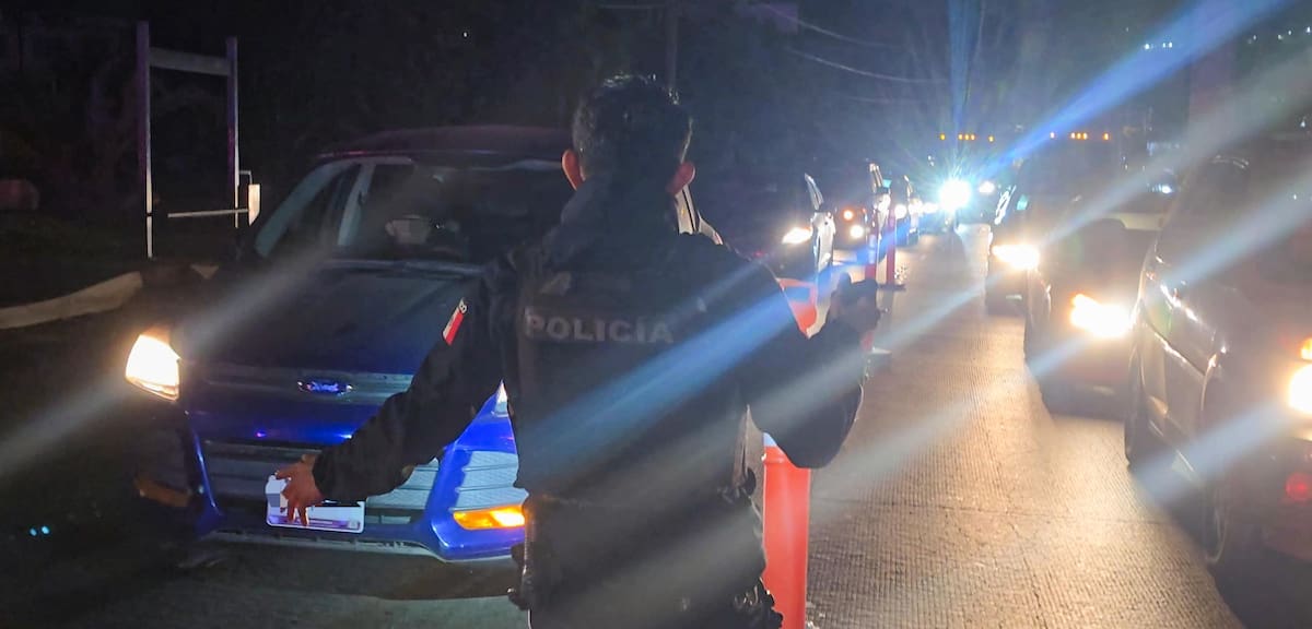 En México, las festividades y periodos vacacionales suelen traer un reforzamiento de los operativos de vigilancia, conocidos popularmente como alcoholímetros.