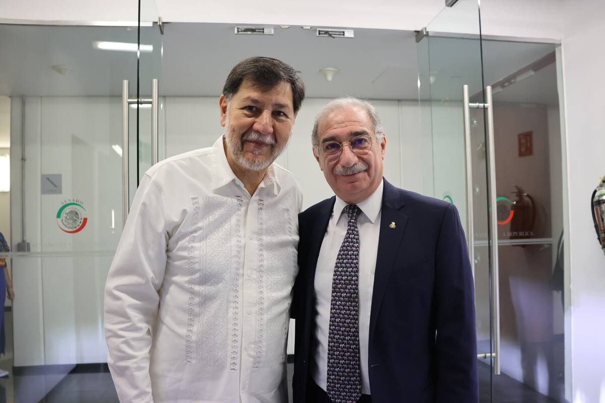 Noroña comparte foto con ministro Pérez Dayán y así los critican en redes