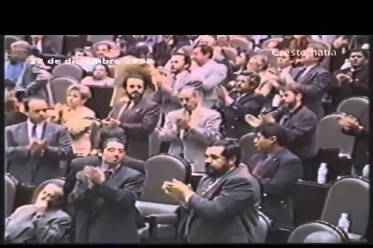 La deuda de privados pasamos a pagarla todos los mexicanos: ¿Qué fue el Fobaproa?