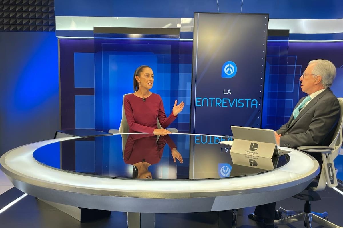 Claudia Sheinbaum planea consulta para eliminar plurinominales y quitar la reelección