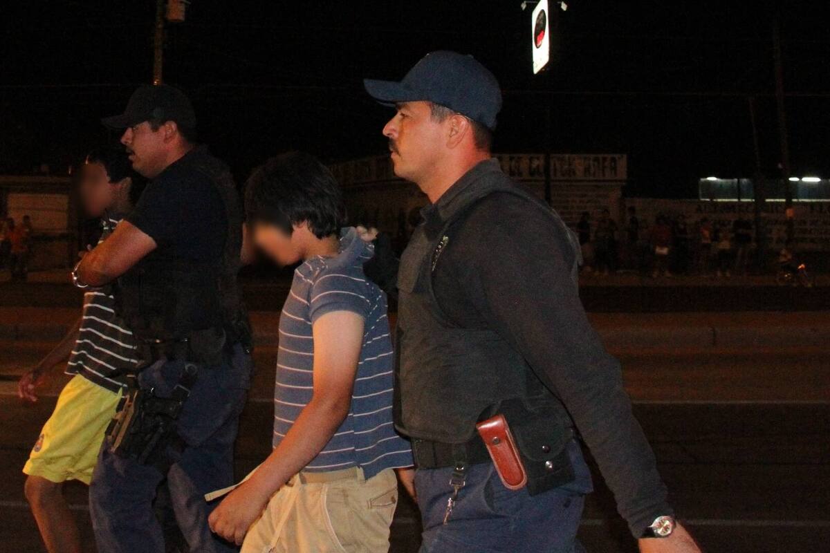 Tres menores arrestados por robo en comercios locales en Hermosillo