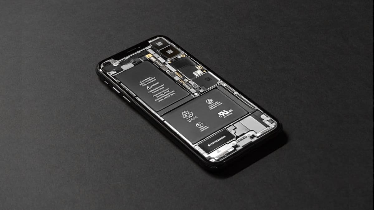Unión Europea obligará a que los celulares tengan baterías fáciles de quitar y cambiar por el usuario, para alargar la vida de los teléfonos y reducir residuos electrónicos