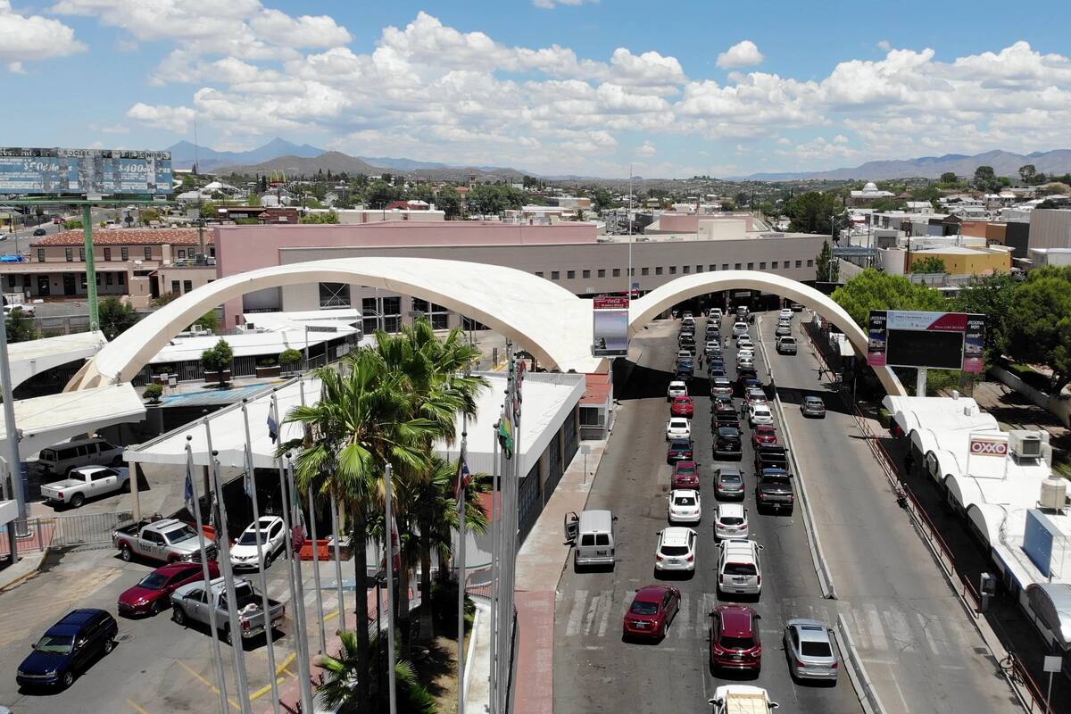 Mayorkas visitará México la próxima semana para estudiar apertura de frontera