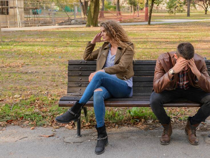 ¿Cuáles son los principales rasgos de una persona controladora y cómo actúan?