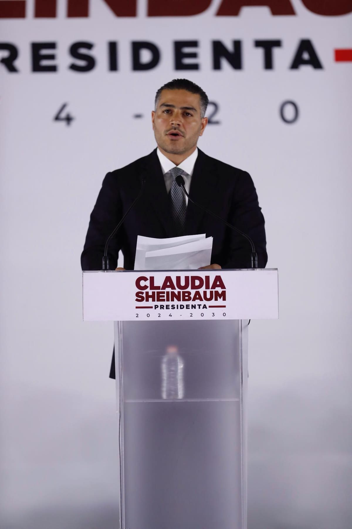 Omar García Harfuch durante la presentación del gabinete de la presidenta electa Claudia Sheinbaum el jueves. | Crédito: EFE/Sáshenka Gutiérrez