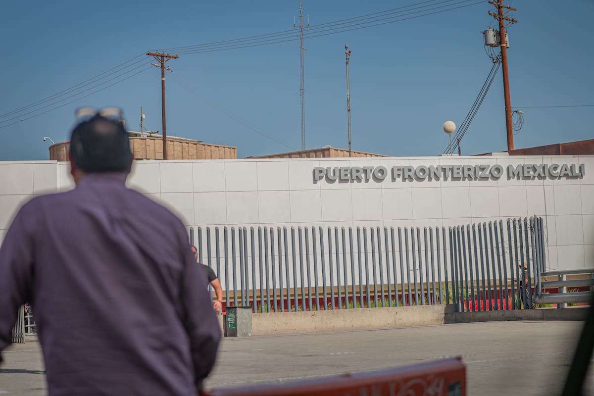 Filas de hasta más de 1 hora de espera en garitas de Mexicali para este miércoles