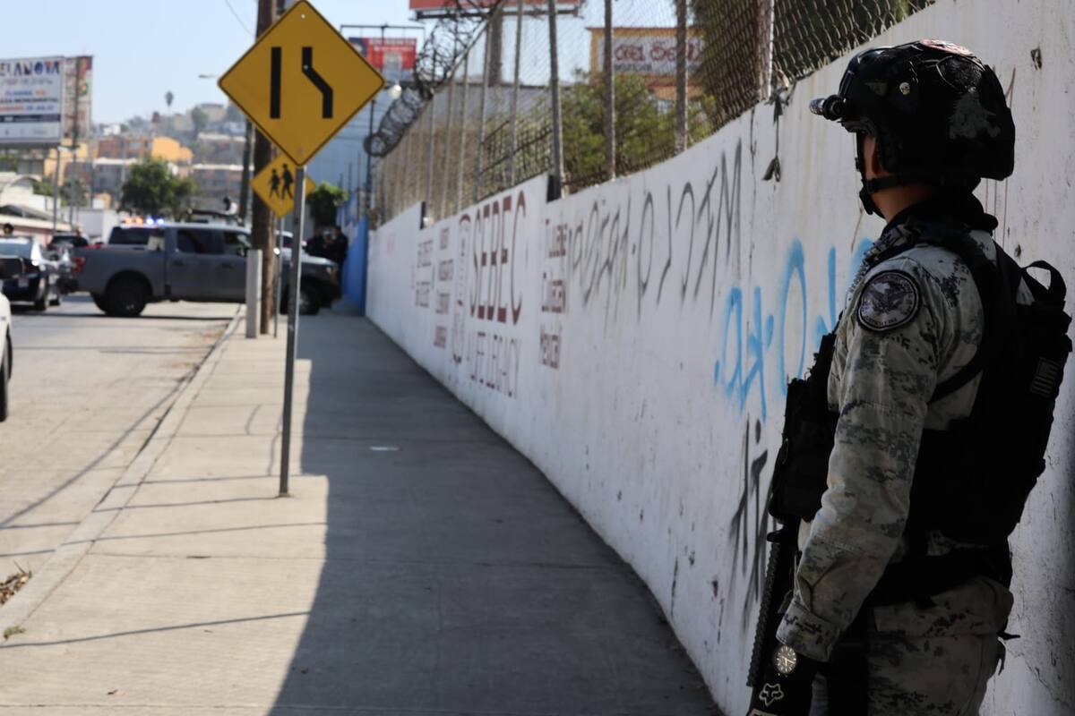 La zona quedó acordonada por diversas corporaciones policiacas.