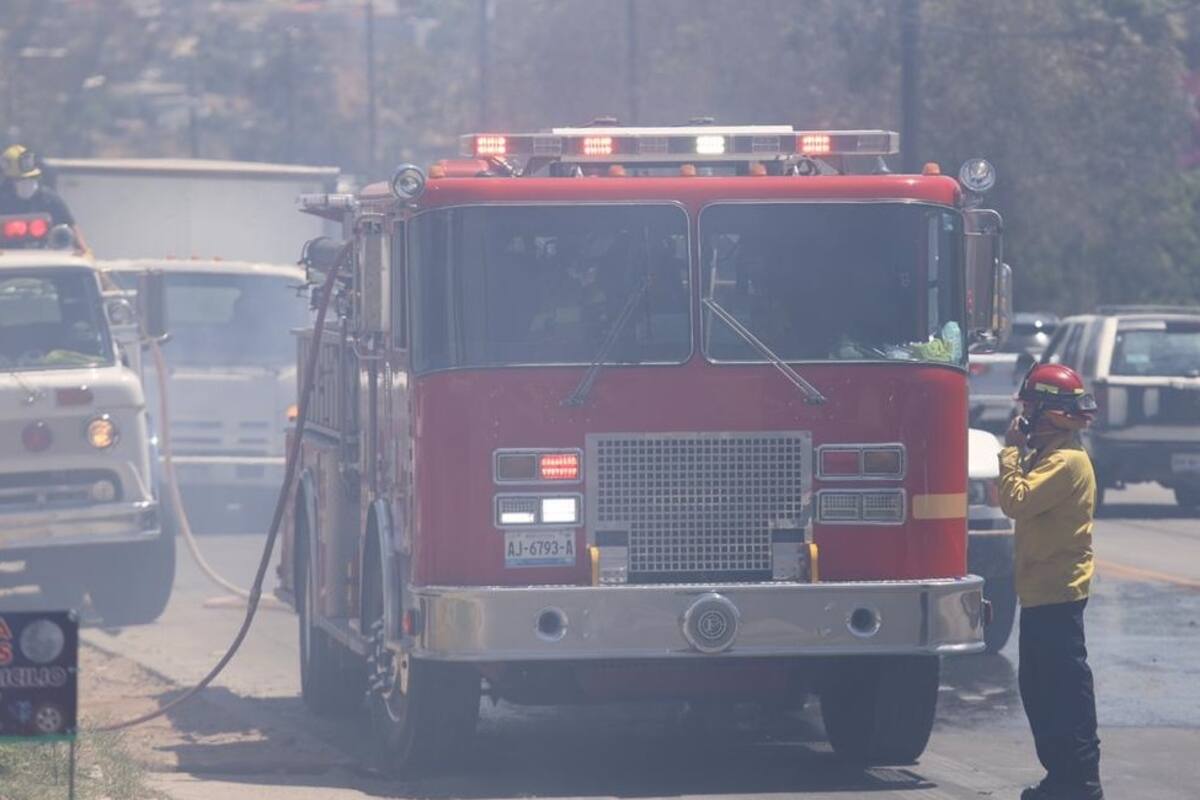 Se registra incendio en fábrica del Parque Industrial Los Pinos